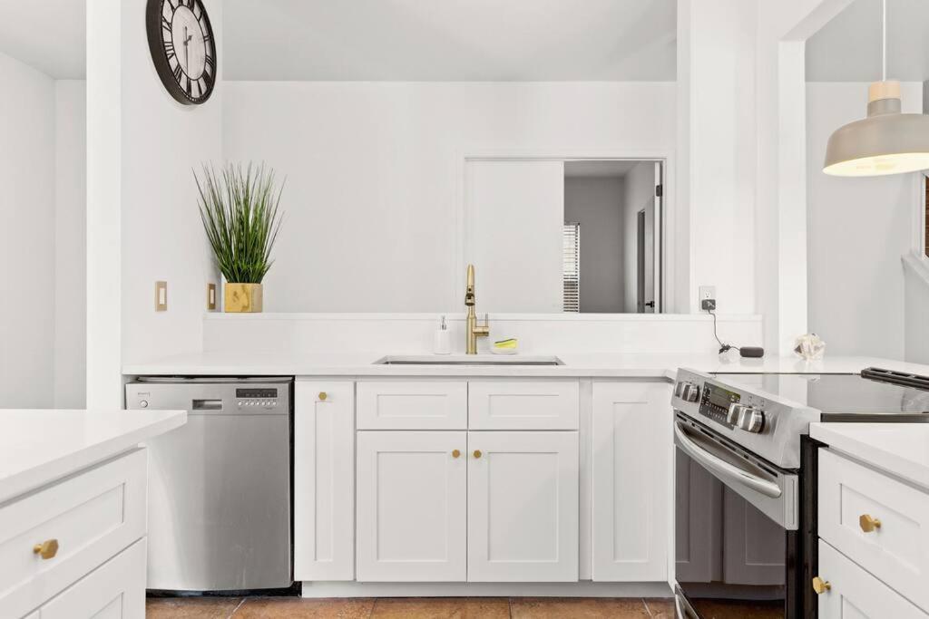 5 Bedrooms With Chefs Kitchen 2 Masters Room And Game Lounge San Antonio Kültér fotó