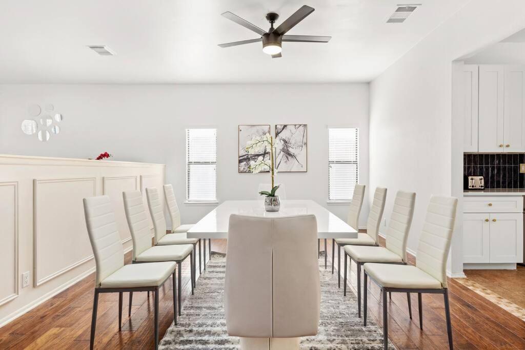 5 Bedrooms With Chefs Kitchen 2 Masters Room And Game Lounge San Antonio Kültér fotó